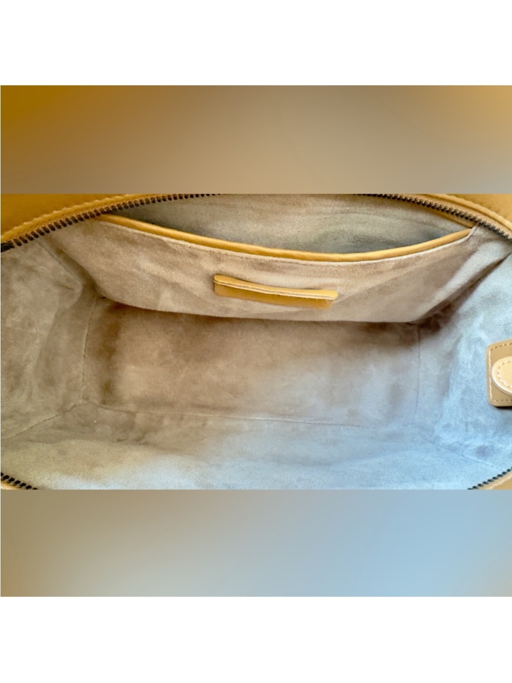 Bottega Veneta Handbag and Crossbody Bag - Picture 6 of 10